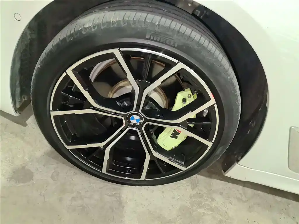 BMW 5 Series 2021 530Li Leading M Sports Package купить на сайте DeffCars