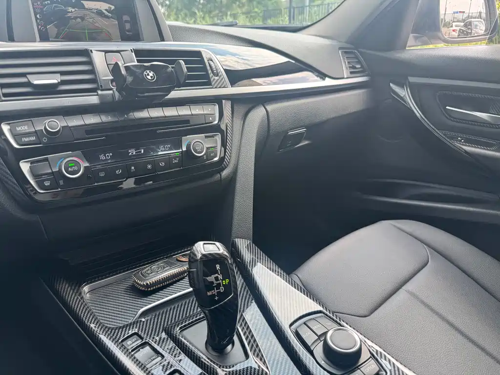 BMW 3 Series 2017 320Li Fashion Model купить на сайте DeffCars
