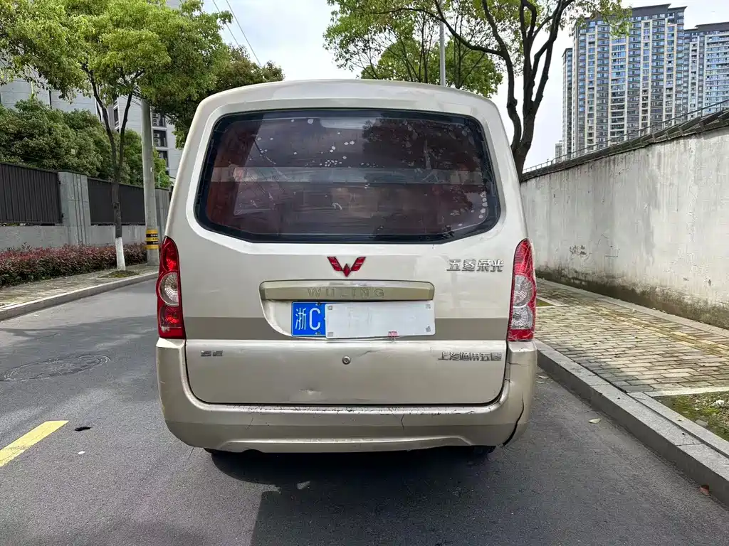 Wuling Rongguang 2017 1.5L extended basic model купить на сайте DeffCars