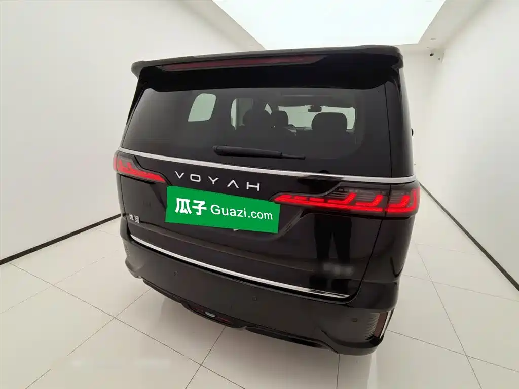 Lantu Dreamer 2025 PHEV four-wheel drive flagship Kunpeng version купить на сайте DeffCars