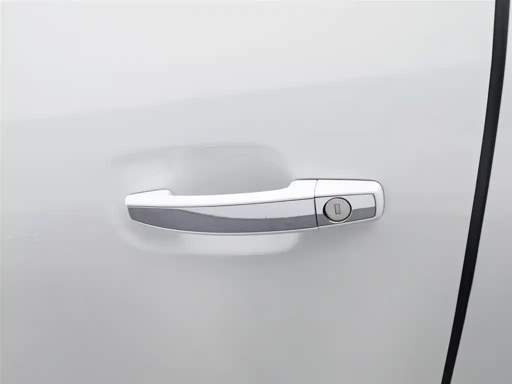 Buick GL8 2017 25S luxury model National V купить на сайте DeffCars