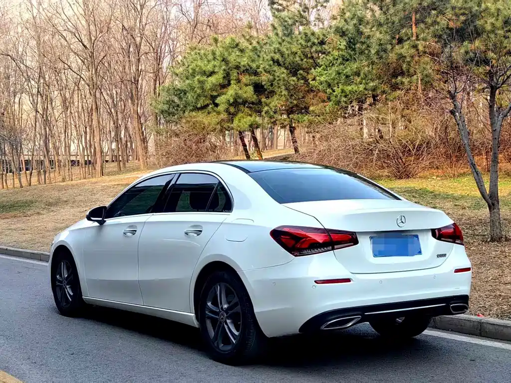 Mercedes-Benz A-Class 2019 A 200 L купить на сайте DeffCars