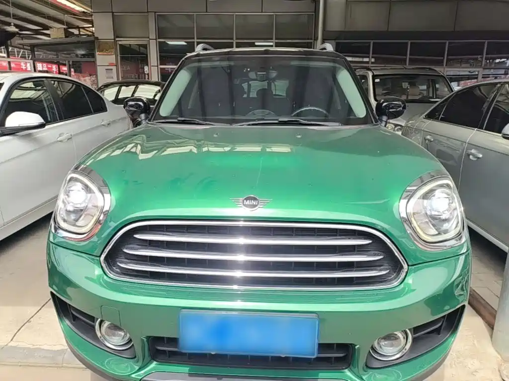 MINI COUNTRYMAN 2019 1.5T COOPER Artist Weekend Travel Edition купить на сайте DeffCars