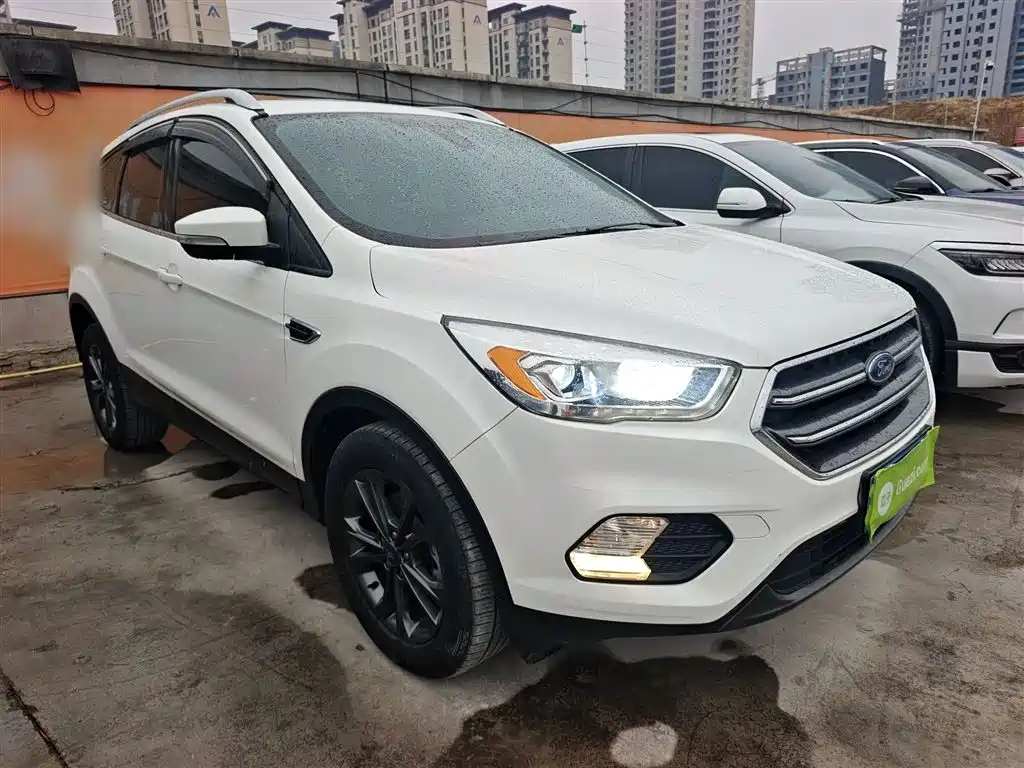 Escape 2019 EcoBoost 180 two-wheel drive platinum airfoil National VI купить на сайте DeffCars