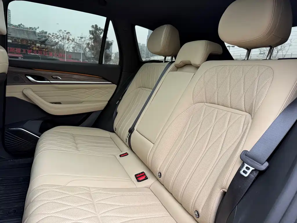Xingyue L 2025 Dongfang Yao 2.0TD automatic four-wheel drive version купить на сайте DeffCars
