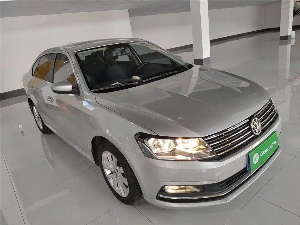 Lavida 2017 1.6L automatic comfort version купить на сайте DeffCars