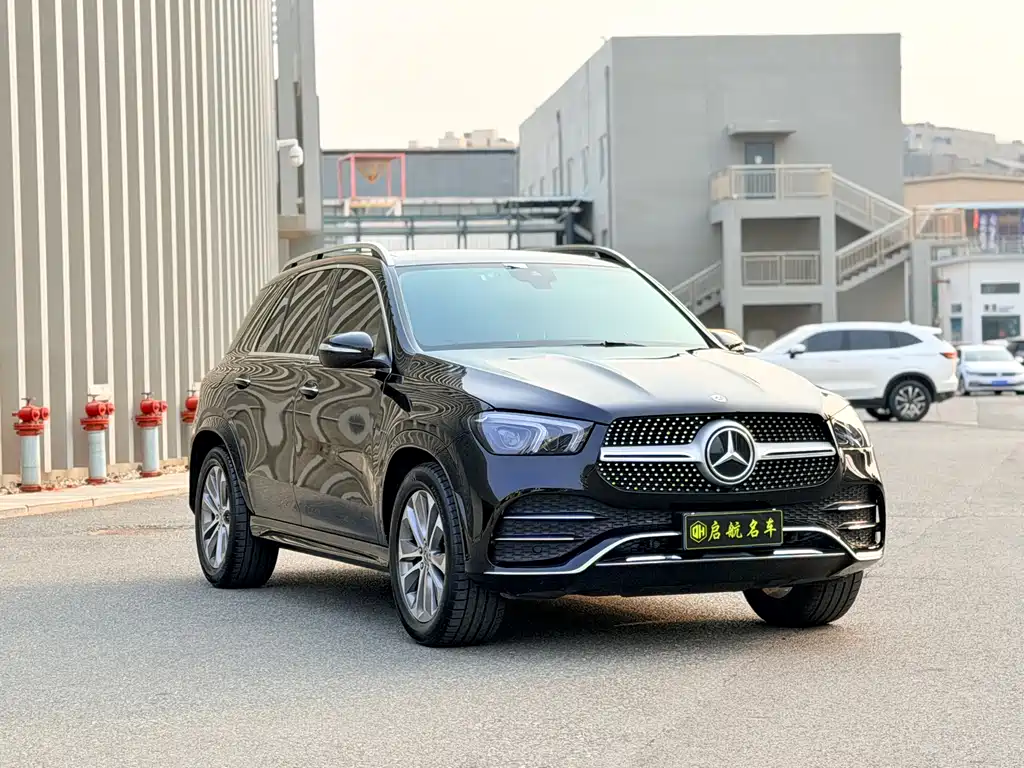 Mercedes-Benz GLE 2023 GLE 350 4MATIC Fashion Model купить на сайте DeffCars