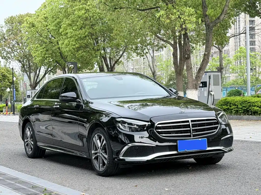 Mercedes-Benz E-Class 2022 E 260 L купить на сайте DeffCars