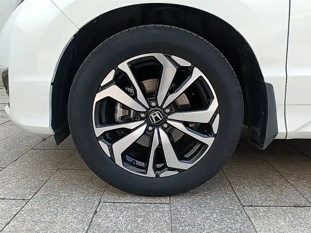 Honda UR-V 2017 240TURBO 2WD Classic Edition National VI купить на сайте DeffCars