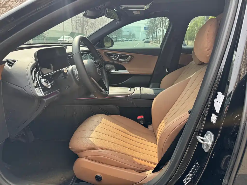 Mercedes-Benz E-Class 2024 E 300 L Luxury Model купить на сайте DeffCars