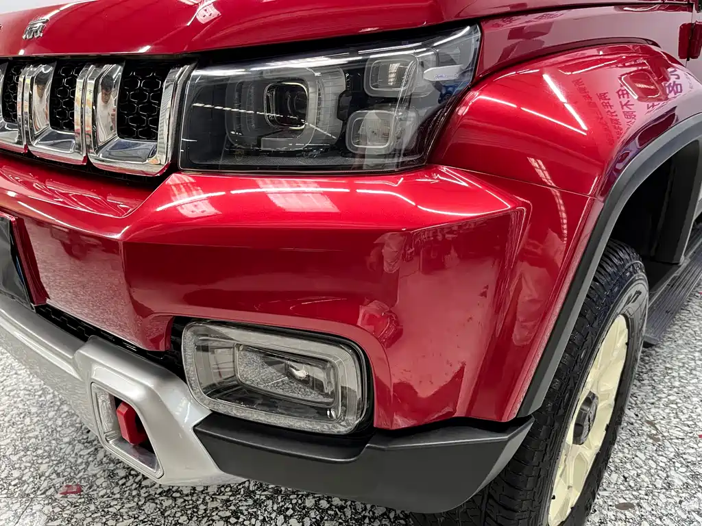 Beijing Off-Road BJ40 2018 PLUS 2.3T automatic four-wheel drive flagship version National V купить на сайте DeffCars