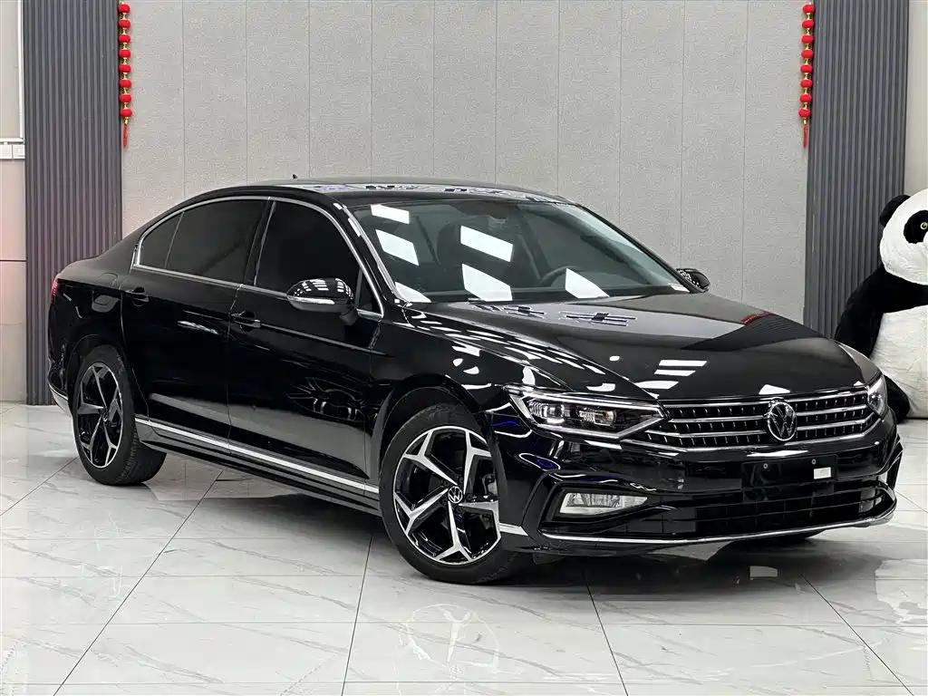 Magotan 2023 2 million commemorative edition 330TSI DSG leading model купить на сайте DeffCars