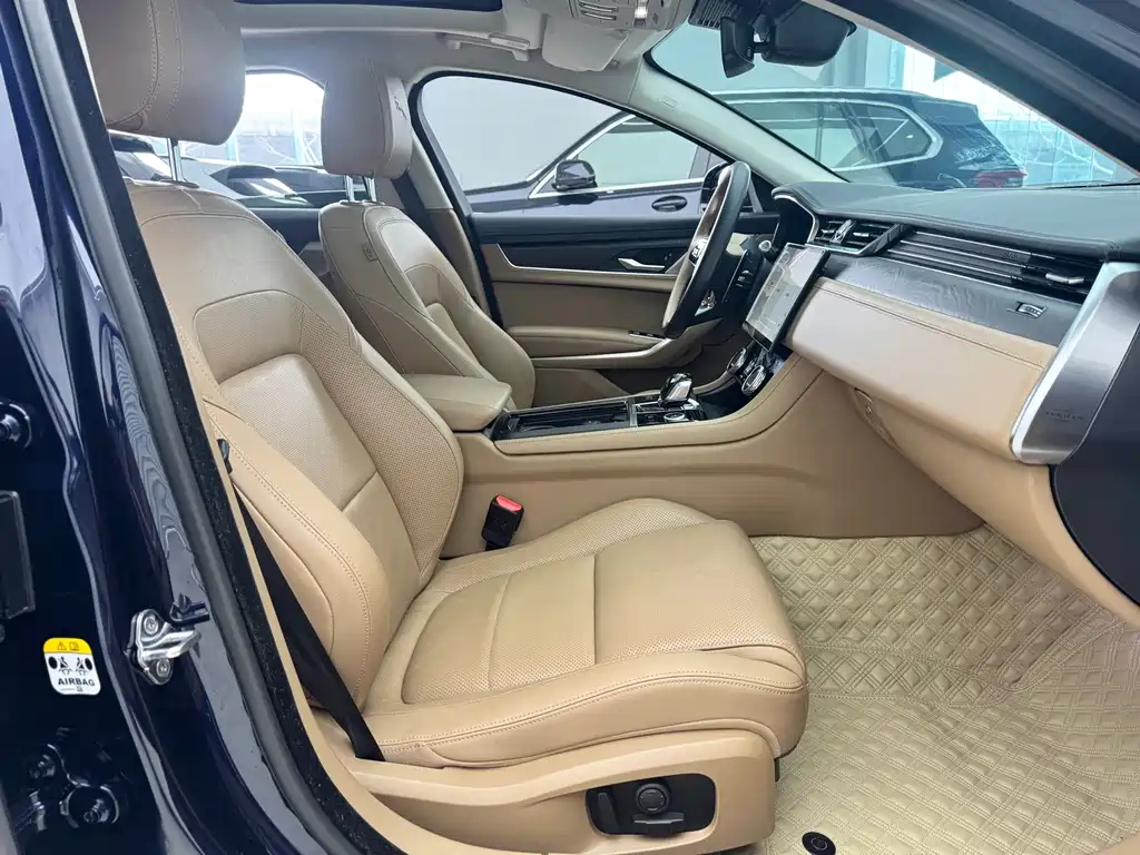 Jaguar XFL 2022 XFL 2.0T P250 two-wheel drive exclusive luxury version купить на сайте DeffCars