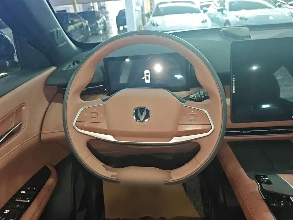 Changan UNI-Z 2025 1.5T Luxury Edition купить на сайте DeffCars