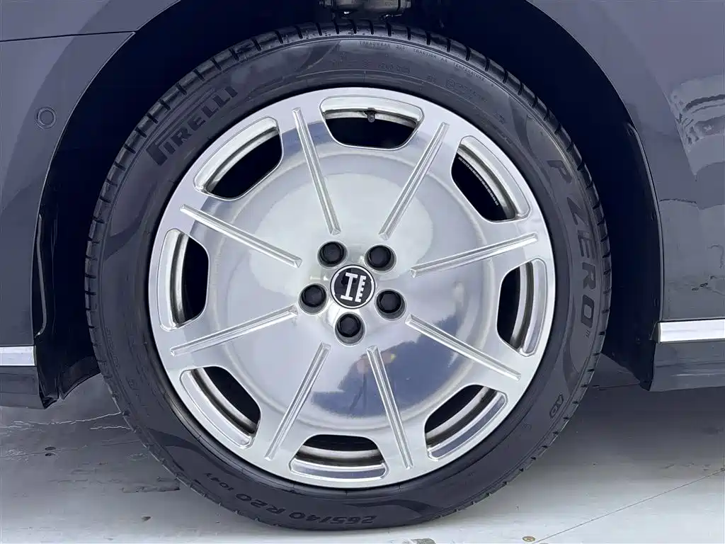 Audi A8 2024 A8L Horch Founder's Edition Classic купить на сайте DeffCars