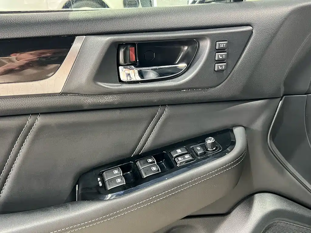 Outback 2017 2.5i Sports Navigation Edition EyeSight купить на сайте DeffCars