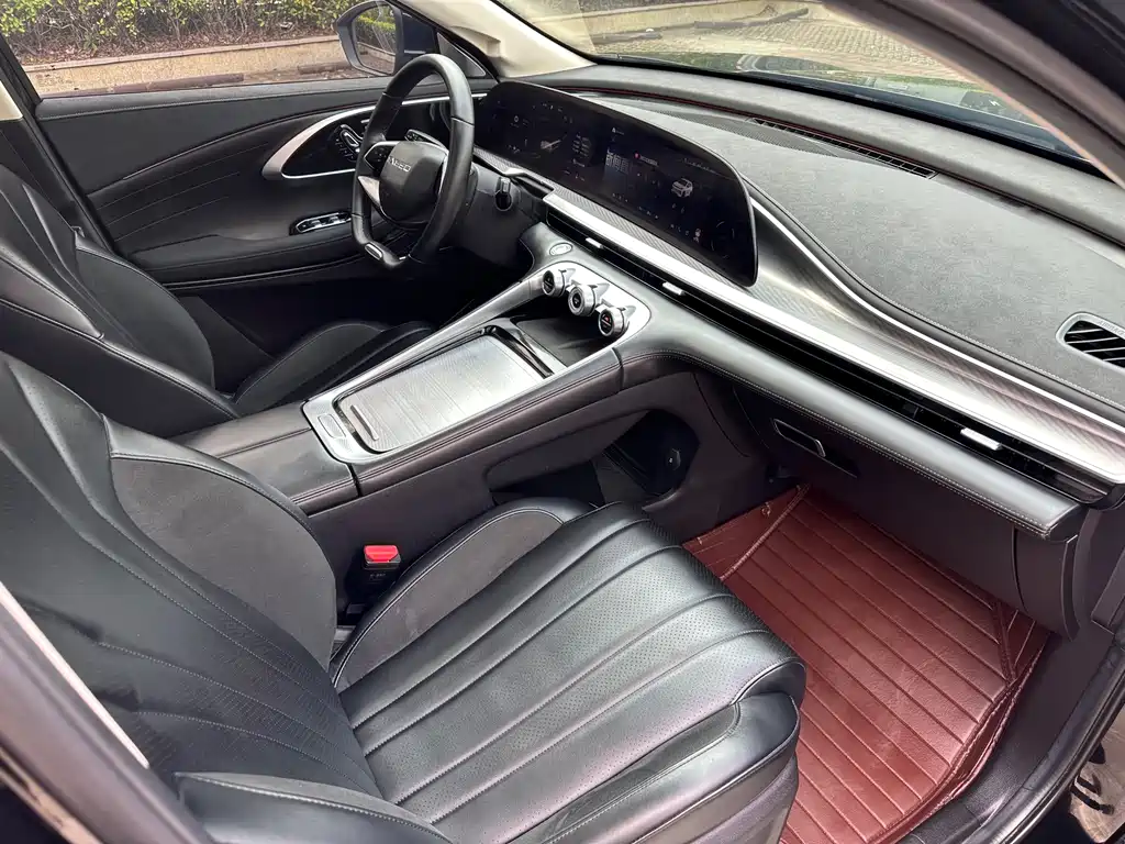 Xingtu Lingyun 2024 300T 2WD Xingyao Edition купить на сайте DeffCars