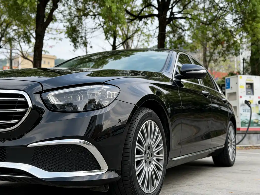 Mercedes-Benz E-Class 2022 Model Two E 300 L Premium Model купить на сайте DeffCars