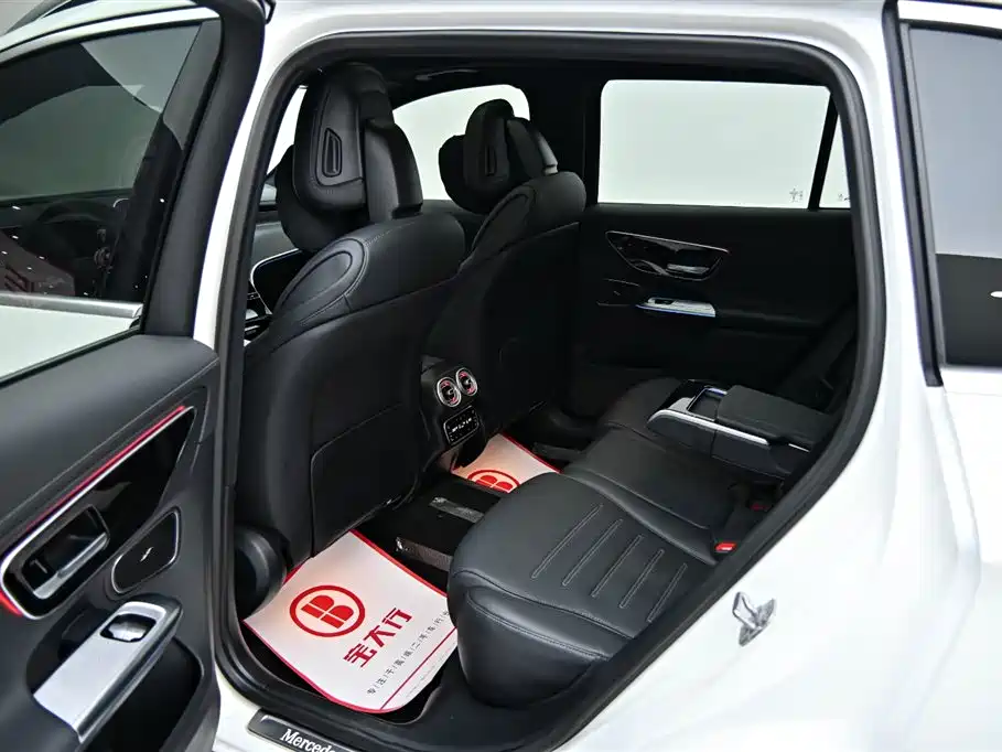 Mercedes-Benz GLC 2024 GLC 260 L 4MATIC luxury model 5 seats купить на сайте DeffCars