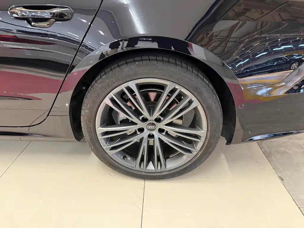 Audi A7L 2022 45 TFSI quattro S-line Wind Rider купить на сайте DeffCars