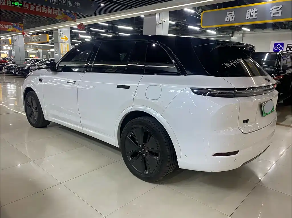 Ideal L7 2024 MAX купить на сайте DeffCars
