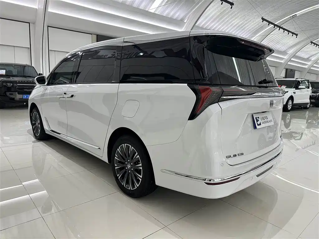Buick GL8 2025 Lu Zun Smart Edition купить на сайте DeffCars