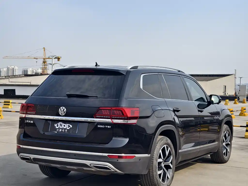 Touron 2020 facelift 380TSI four-wheel drive luxury version купить на сайте DeffCars