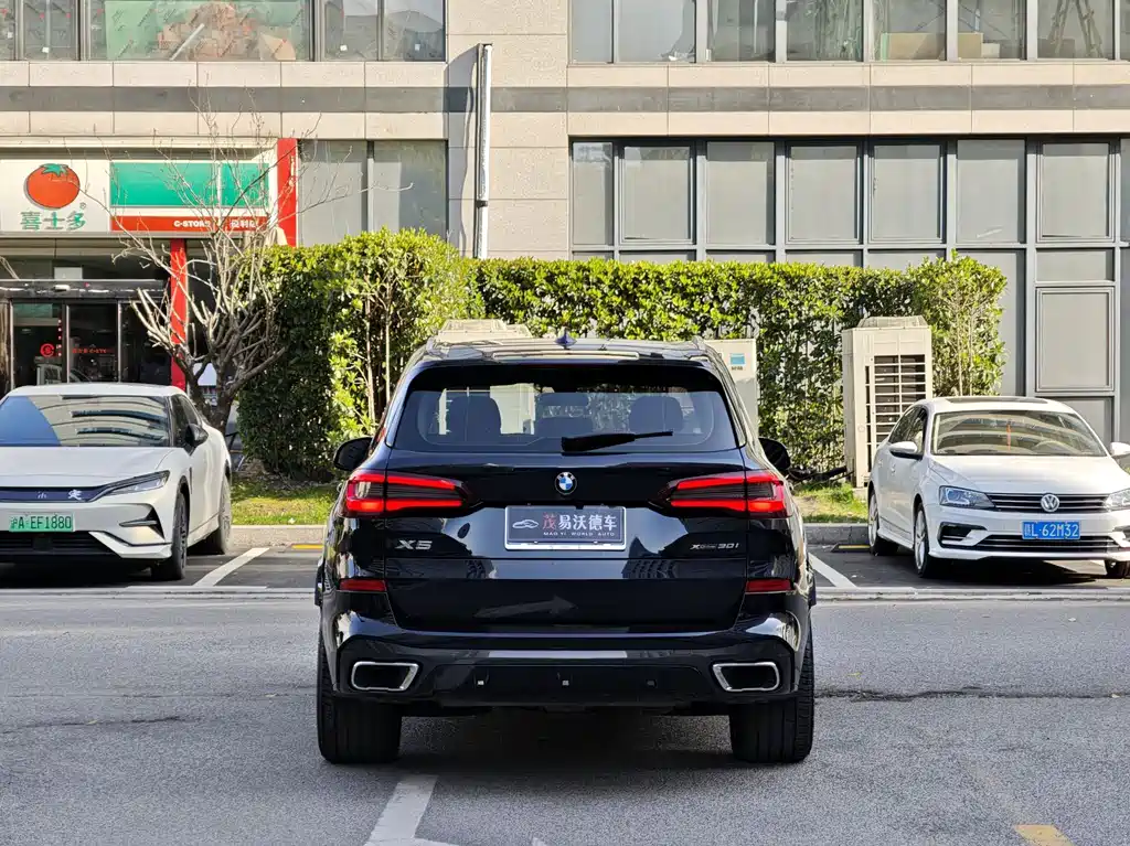 BMW X5 imported 2021 xDrive30i M sports package купить на сайте DeffCars