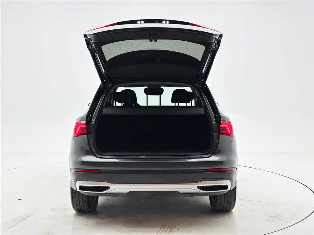 Audi Q3 2022 35 TFSI Fashionable and Elegant купить на сайте DeffCars
