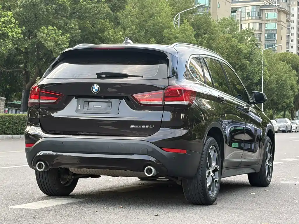 BMW X1 2020 sDrive25Li Leading Model купить на сайте DeffCars