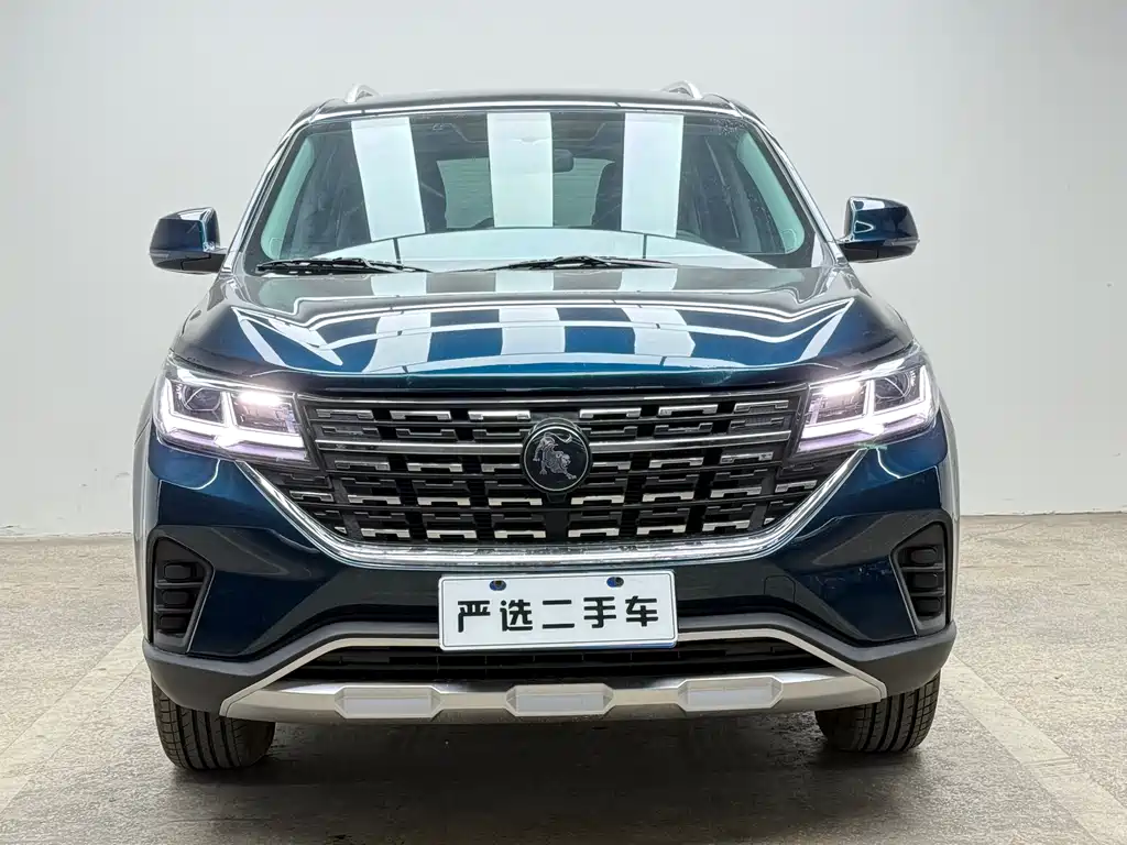 Fengxing T5 2022 Prosperity Model 1.6L Manual Dream Edition Five Seats купить на сайте DeffCars