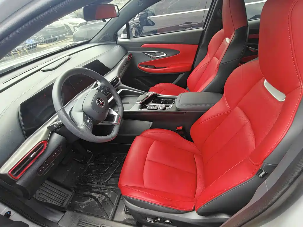 Changan UNI-T 2020 1.5T flagship model купить на сайте DeffCars