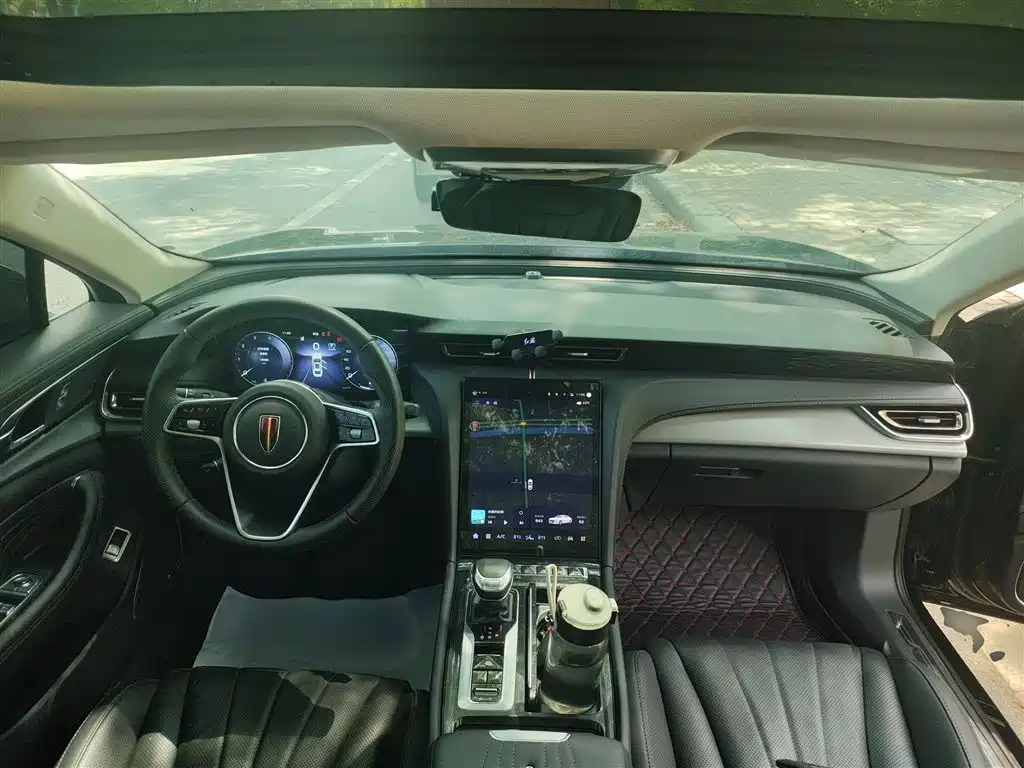 Hongqi H5 2024 2.0T Automatic Zhilianqichang Edition купить на сайте DeffCars