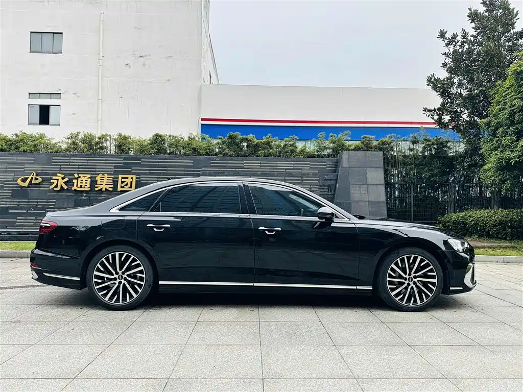 Audi A8 2024 A8L 55 TFSI quattro flagship model купить на сайте DeffCars