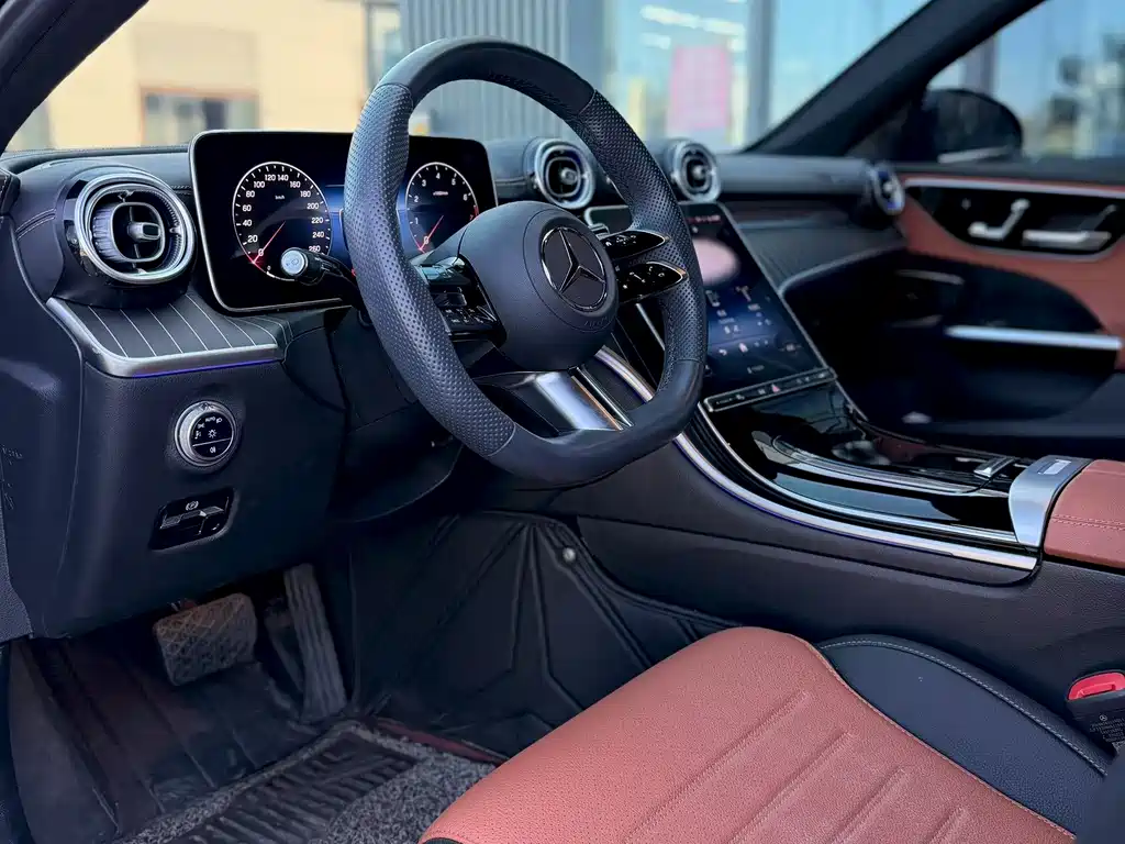 Mercedes-Benz C-Class 2023 facelift C 260 L sports version купить на сайте DeffCars