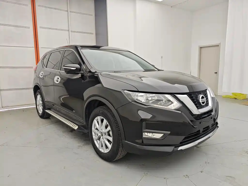 X-Trail 2017 2.0L CVT Comfort Edition 2WD купить на сайте DeffCars
