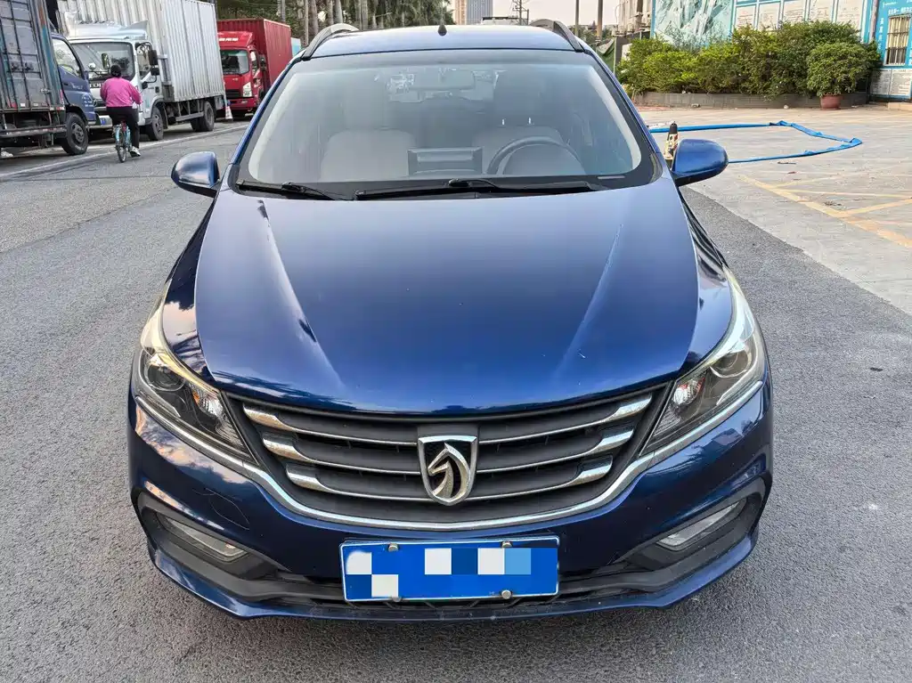 Baojun 310W 2017 1.5L Manual Comfort Type National V купить на сайте DeffCars