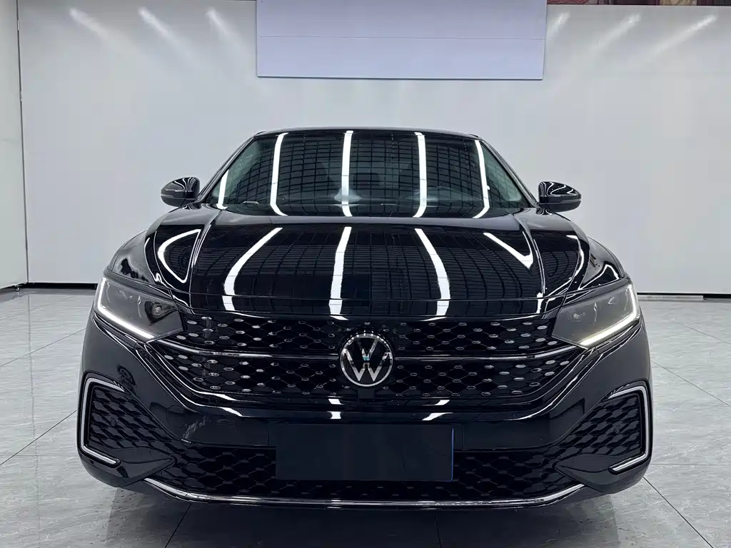 Passat 2023 facelift 280TSI Star Elite Edition купить на сайте DeffCars