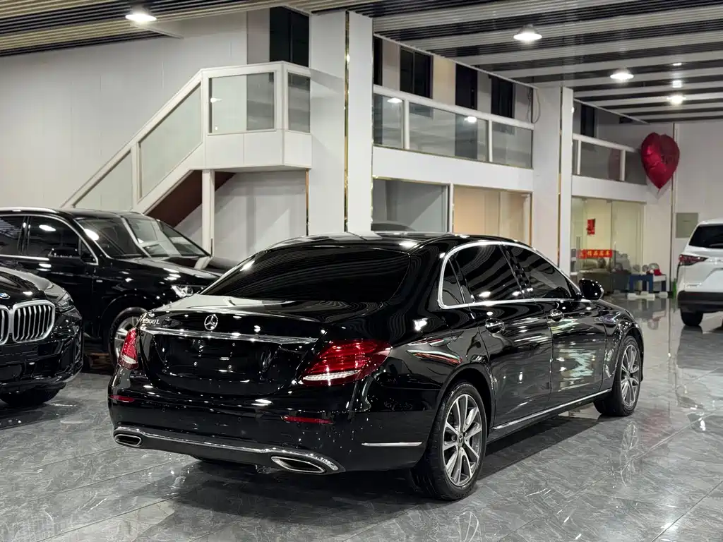 Mercedes-Benz E-Class 2019 E 300 L Fashion купить на сайте DeffCars