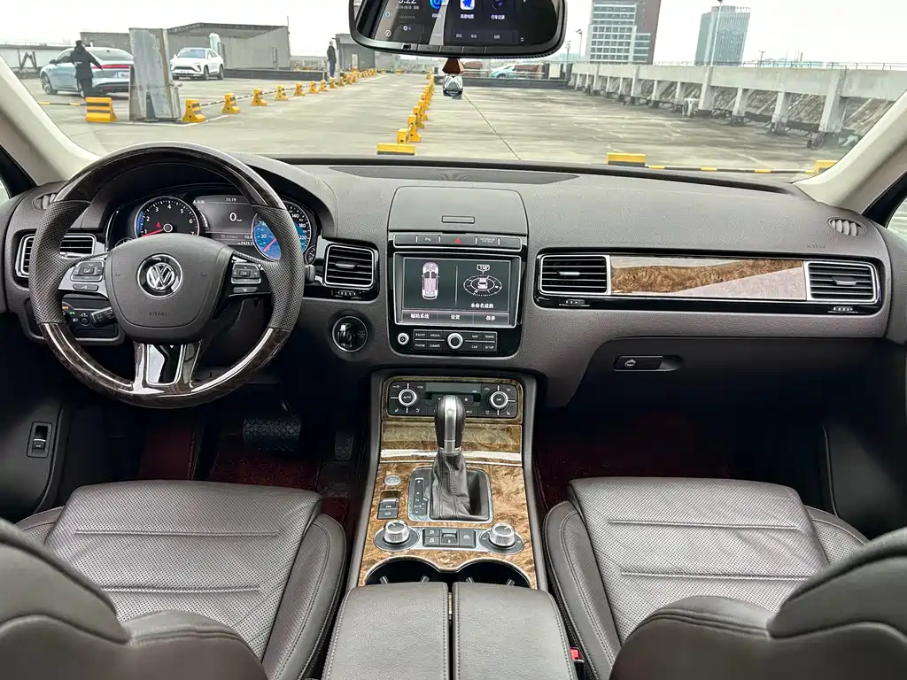 Touareg 2017 3.0TSI Extended Edition купить на сайте DeffCars