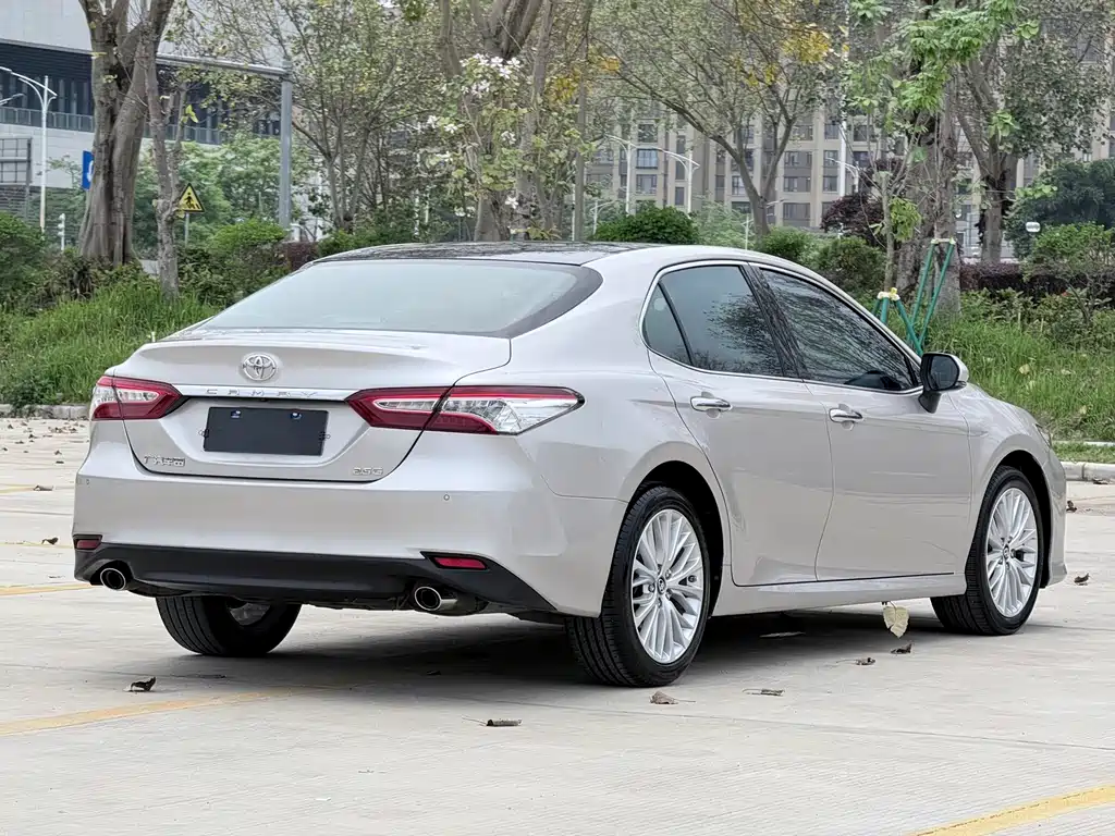 Camry 2019 facelift 2.5G Deluxe Edition купить на сайте DeffCars