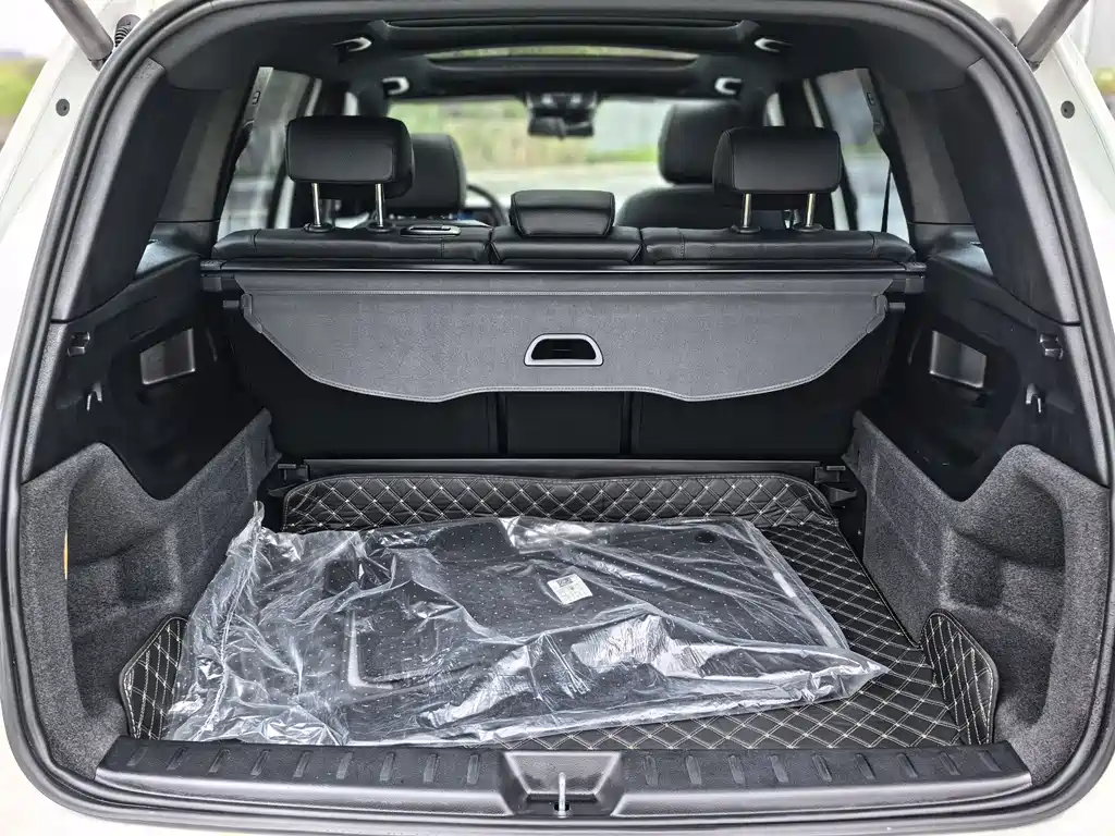 Mercedes-Benz GLB 2024 facelift GLB 200 dynamic version купить на сайте DeffCars