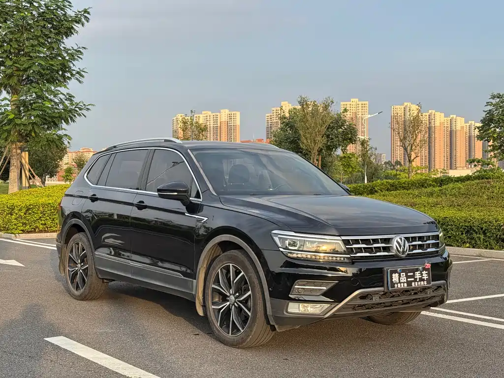 Tiguan L 2018 330TSI automatic two-wheel drive flagship version купить на сайте DeffCars