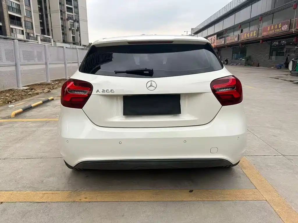 Mercedes-Benz A-Class Imported 2016 A 200 Dynamic купить на сайте DeffCars