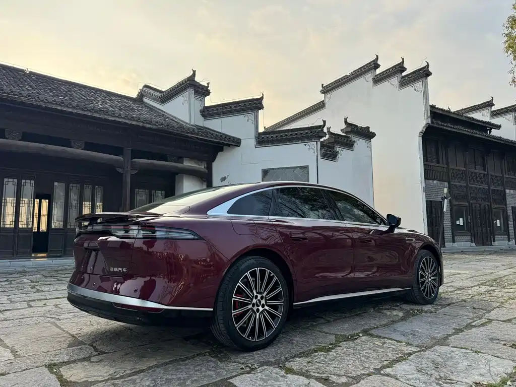 Fengyun A9L 2025 four-wheel drive high-energy peak version купить на сайте DeffCars