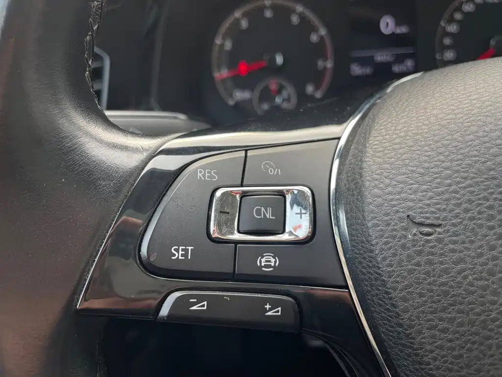 Bora 2020 1.5L automatic elite model купить на сайте DeffCars