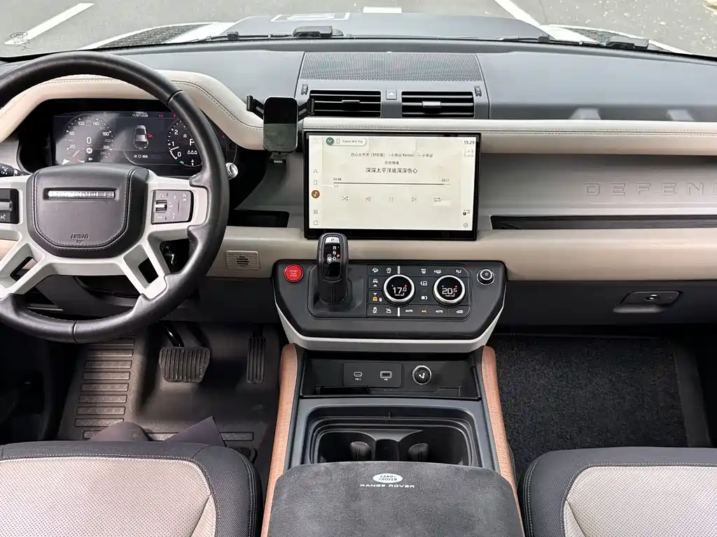 Land Rover Defender 2022 110 P400 X-DYNAMIC HSE купить на сайте DeffCars