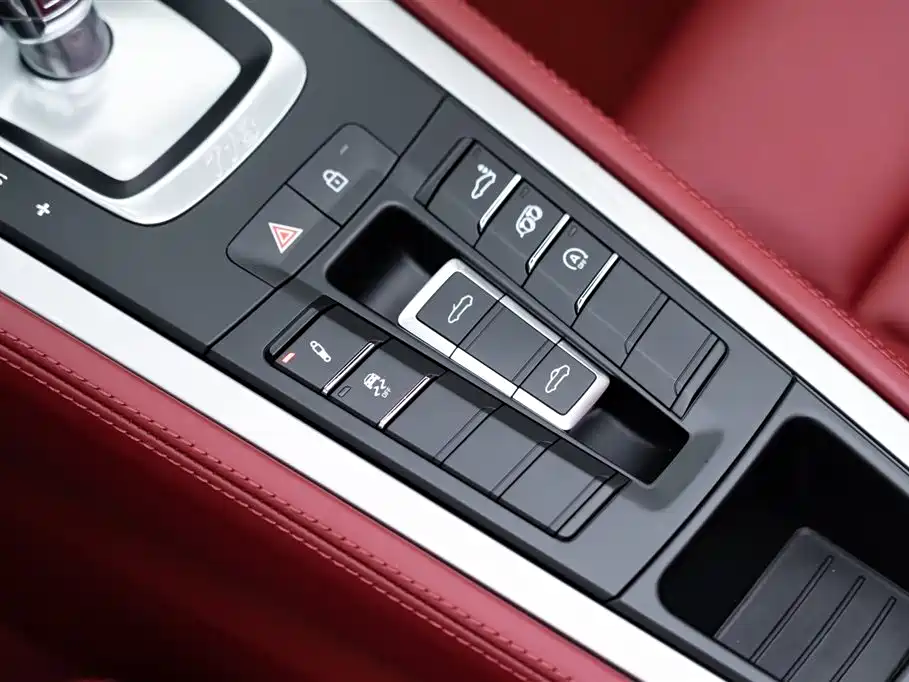 Porsche 718 2021 Spyder 2.0T купить на сайте DeffCars