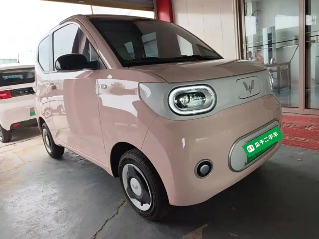 Hongguang MINIEV 2024 third generation 215km youth version купить на сайте DeffCars