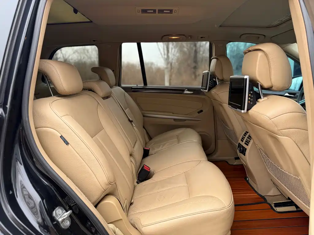 Mercedes-Benz GL Class 2011 GL 450 4MATIC Premium Model купить на сайте DeffCars